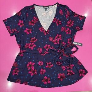 ModCloth Women's Floral Wrap Top - Navy and Pink NWT 1X